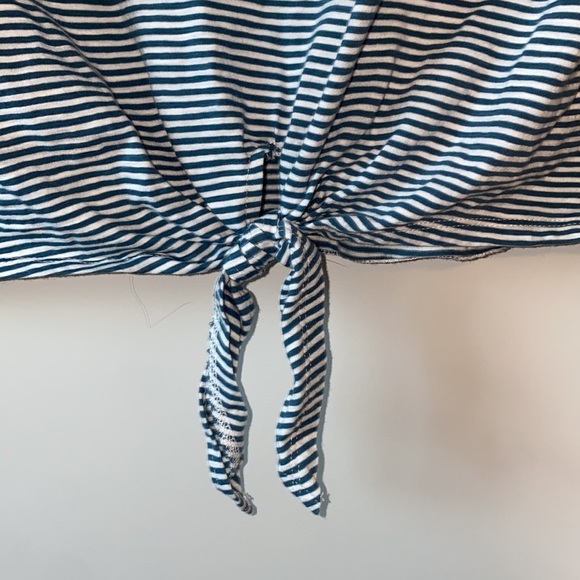 Striped tie-front tee - Picture 4 of 5